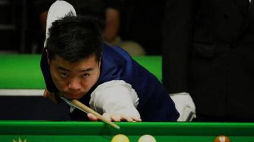 他在长距离 他在长距离