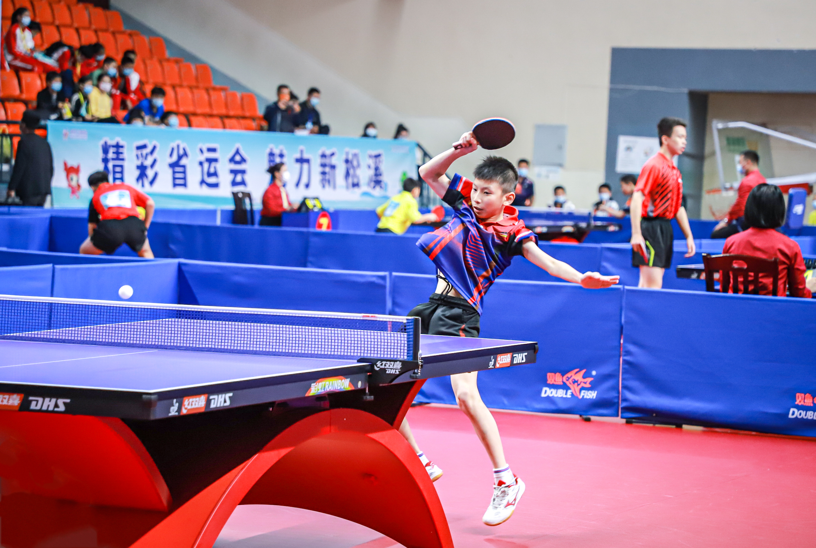 出人員調整 出人員調整