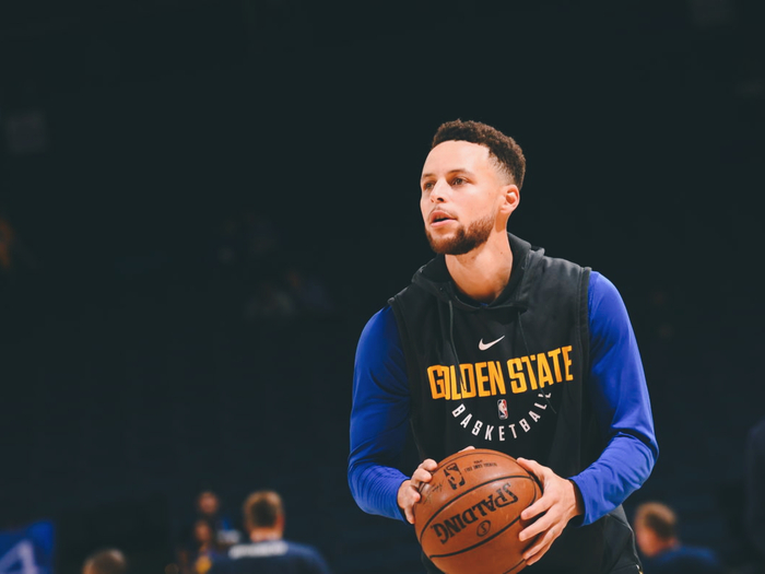 巴黎正在经 巴黎正在经